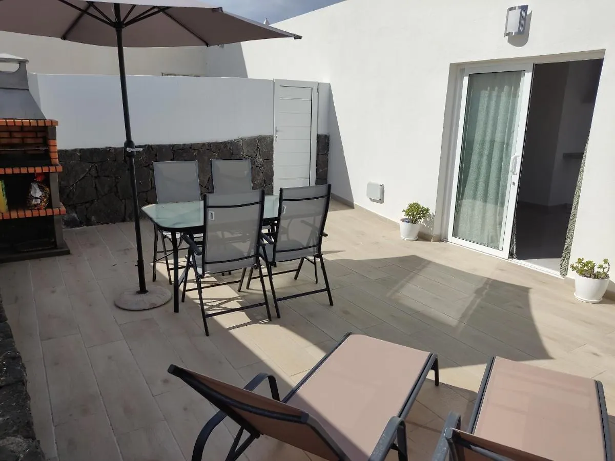 Villa Casa Hubara Lanzarote, Brand New, Bright And Quiet Playa Blanca  Сasa de vacaciones